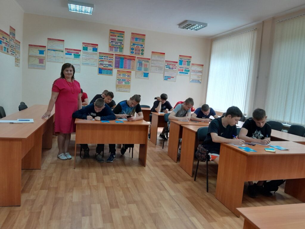 "Миколаївський диктант" до 27-ї річниці Конституції України