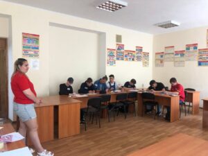 В співпраці з Червоним Хрестом
