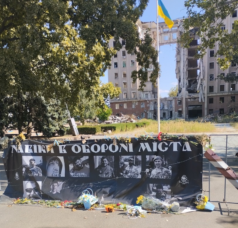 Екскурсія на виставку знищеної техніки окупантів