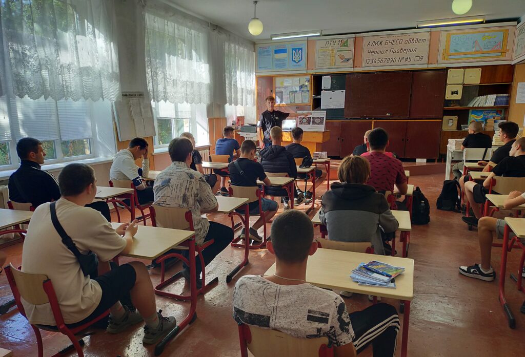 Мінна безпека спільно з Данською Радою у справах біженців (DRC)
