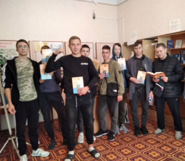 Вітаємо випускників!
