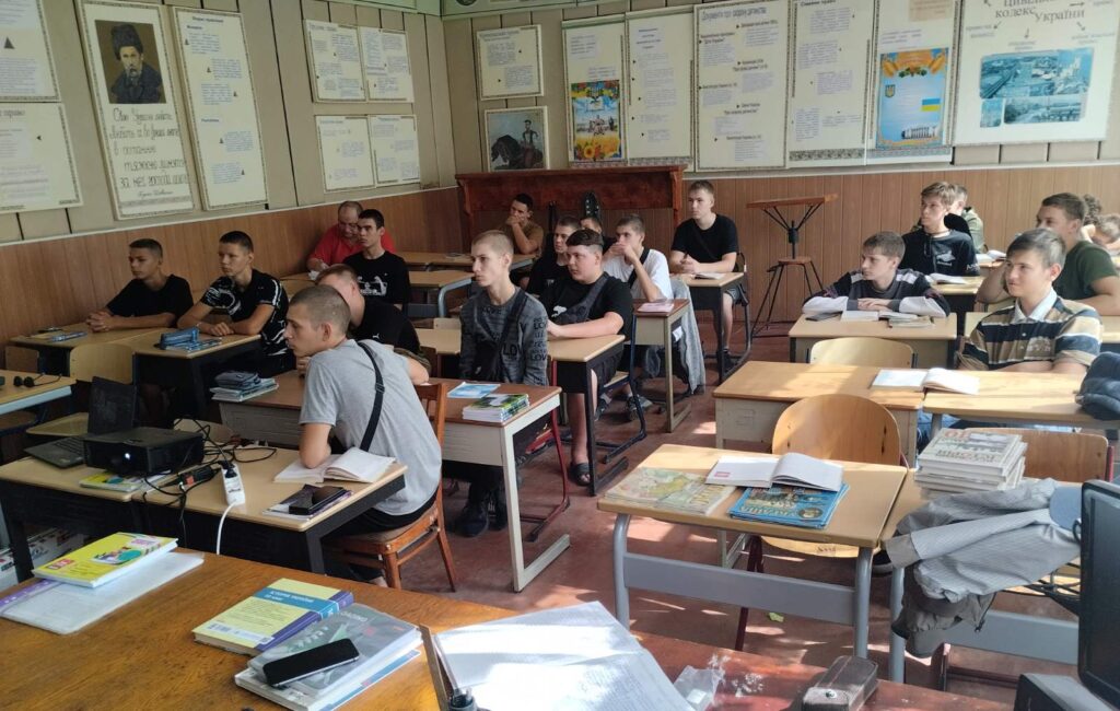 Мінна безпека з MAG для першокурсників