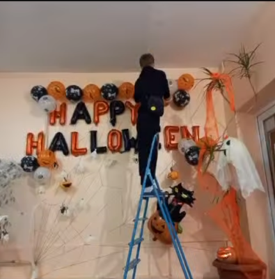 Учні створили яскраву фотозону до Hаlloween