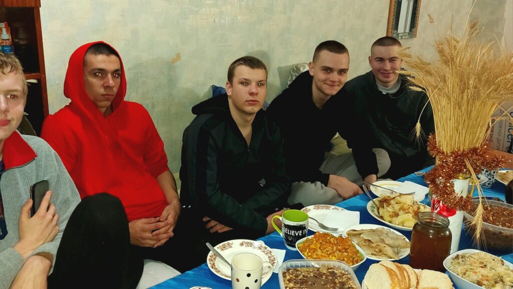 Зустрічаємо зимові свята