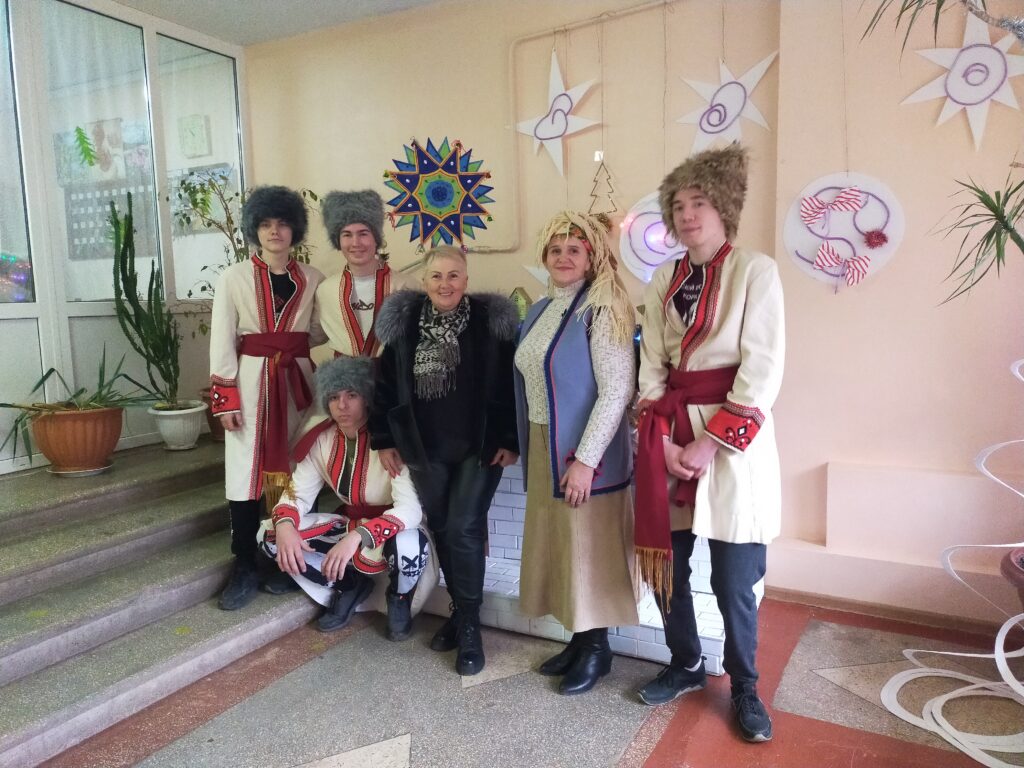 Зустрічаємо зимові свята