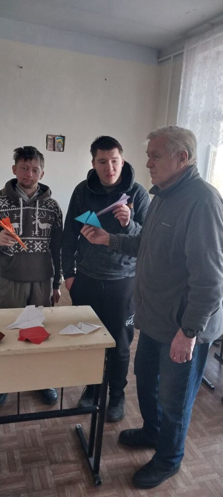 На крилах STEM