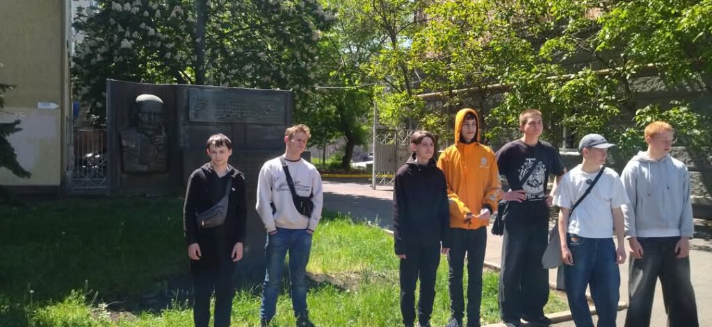 Учні МПМЛ взяли участь в квесті-екскурсії до Дня Європи