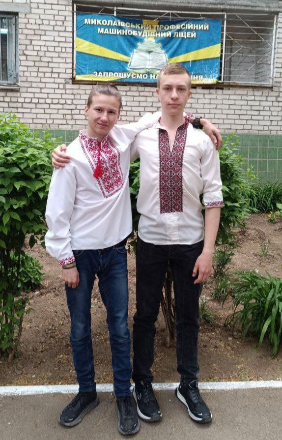 Вітаємо з Днем вишиванки!