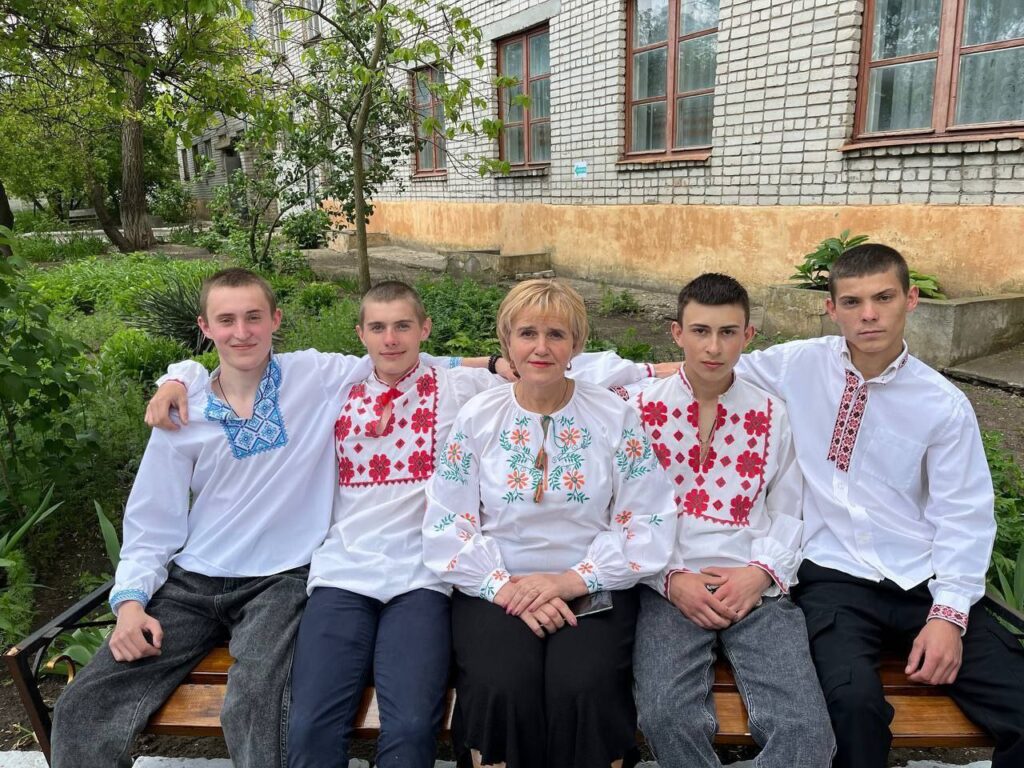 Вітаємо з Днем вишиванки!