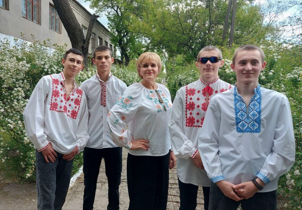Вітаємо з Днем вишиванки!
