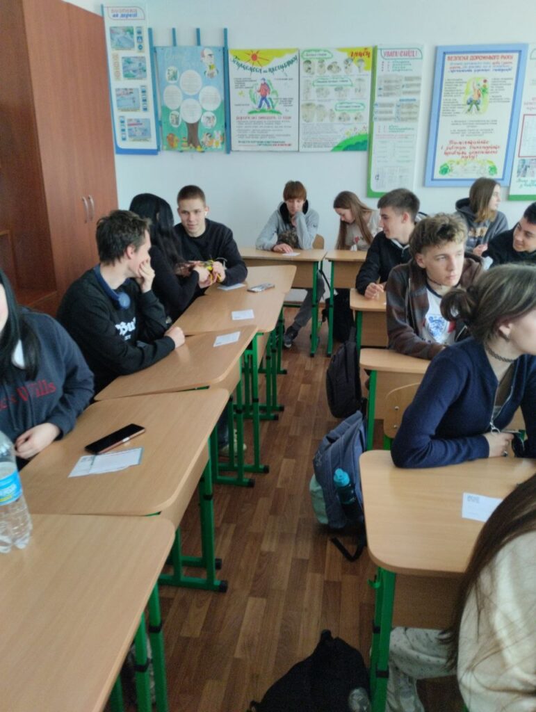 Завітали до гімназії №24 з профорієнтаційним візитом